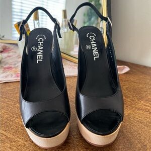 CHANEL black leather, wooden platform sandal, SIZE 37.5